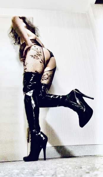 Photo 8 of Kylie Lacroix for OUTCALLS ONLY