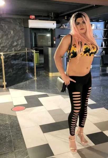 Photo 4 of MonikaRose