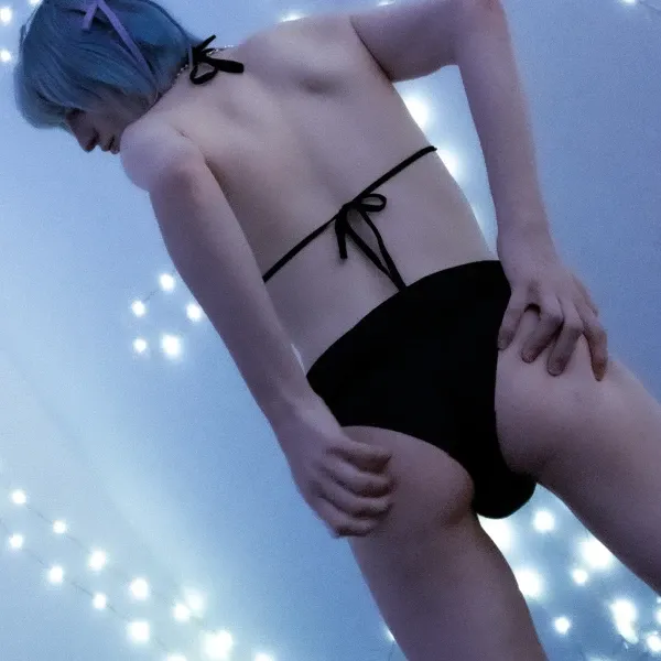 Photo 2 of eve | AVAILABLE !!!